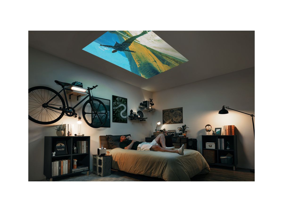 M10E - RGB Laser Beamer, 2200 Lumen