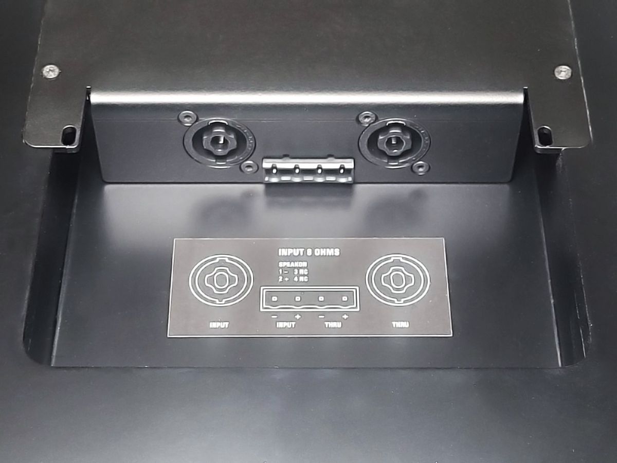 SUB 40 F Schwarz - Flacher passiver Subwoofer 2 x 6,5Zoll